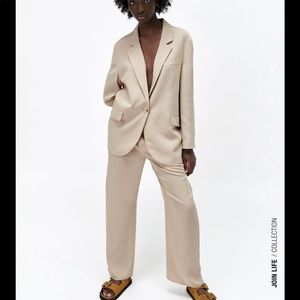 Flowy oversized blazer